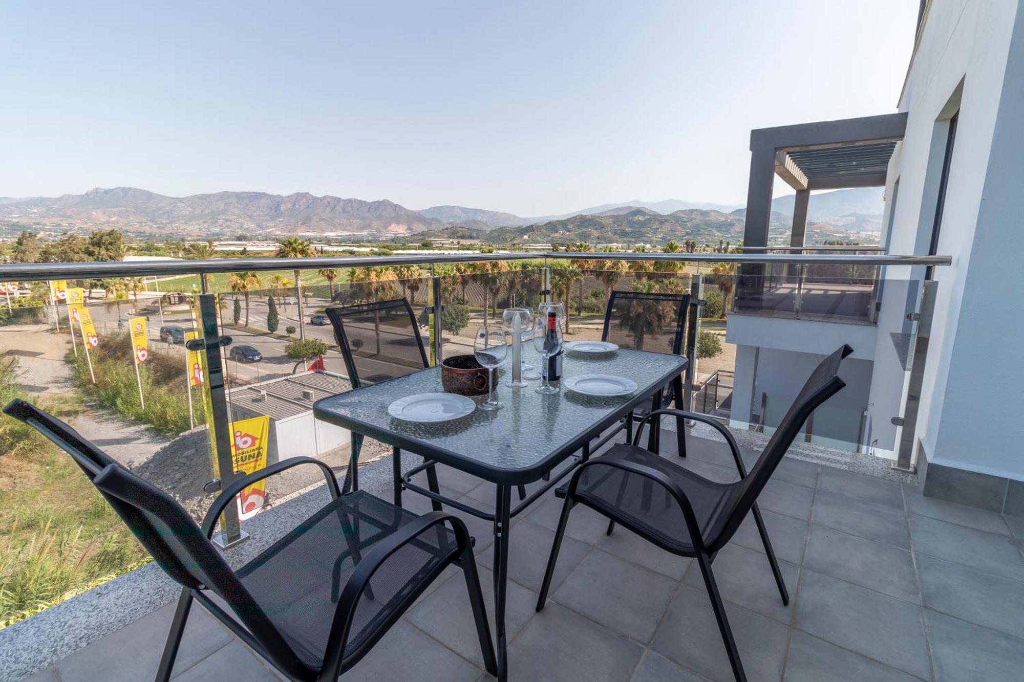 Rentitspain Horizonte En Playa Nasila Montanas Y Golf *